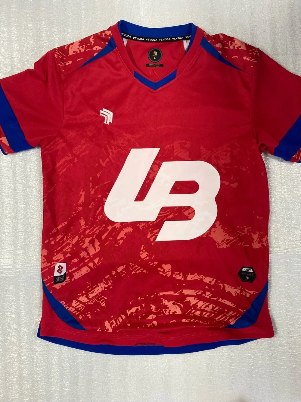 Unbranded Red Men’s Athletic Jersey with Blue Accents - Picture 1 of 9